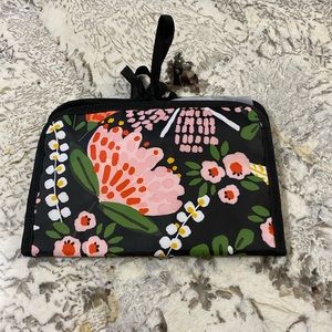 Thirty one shine on jewelry case